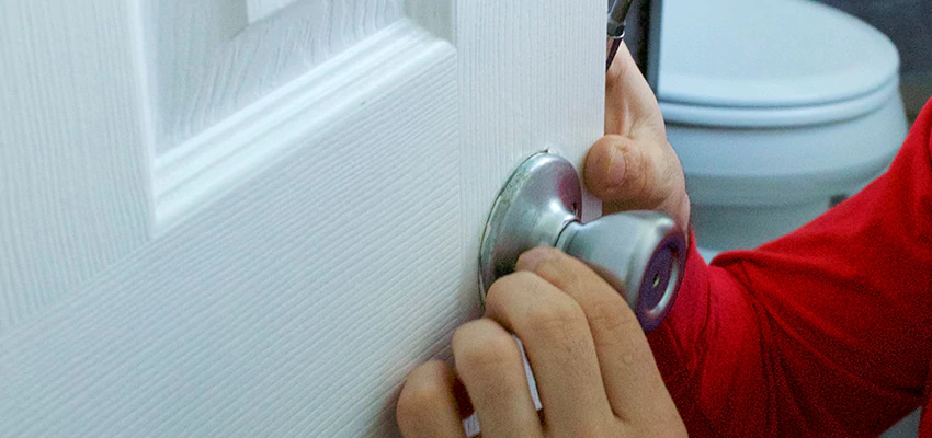 Vintage Door Knob Replacement in Reedley, CA
